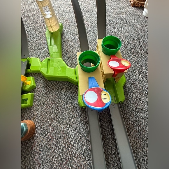 Hot Wheels Mario Kart Circuit Lite Track Set Pls Read - Picture 4 of 8